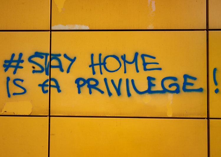 (CC BY-NC 2.0)_Rasande_Tyskar_stayhomeisaprivilege