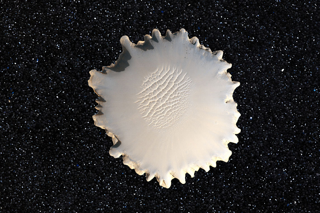 Crater -Filmstill Victoria Crater, Mars, Terrazzo floor